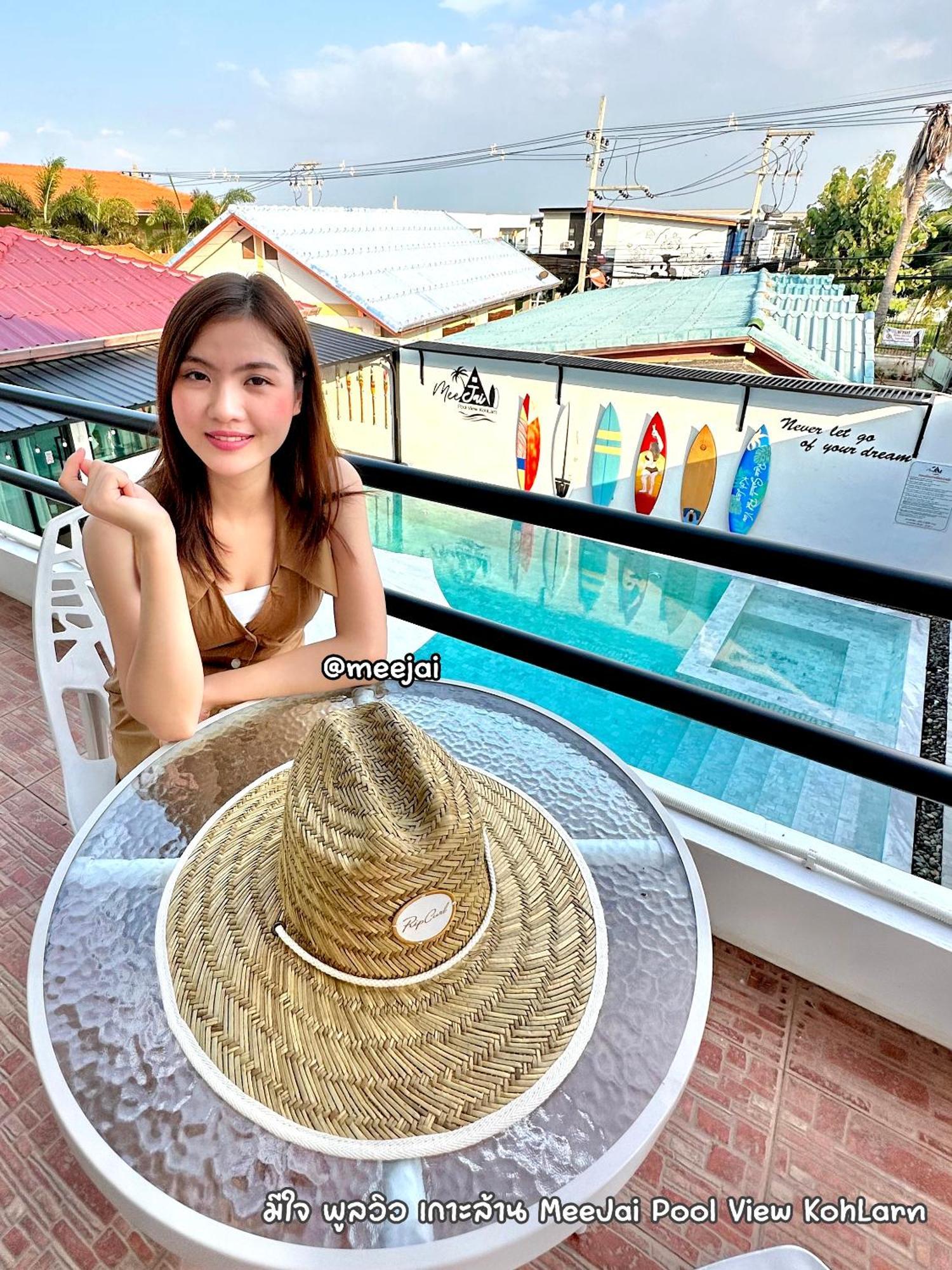 Hotel มีใจ พูลวิว เกาะล้าน Meejai Pool View Kohlarn Esterno foto